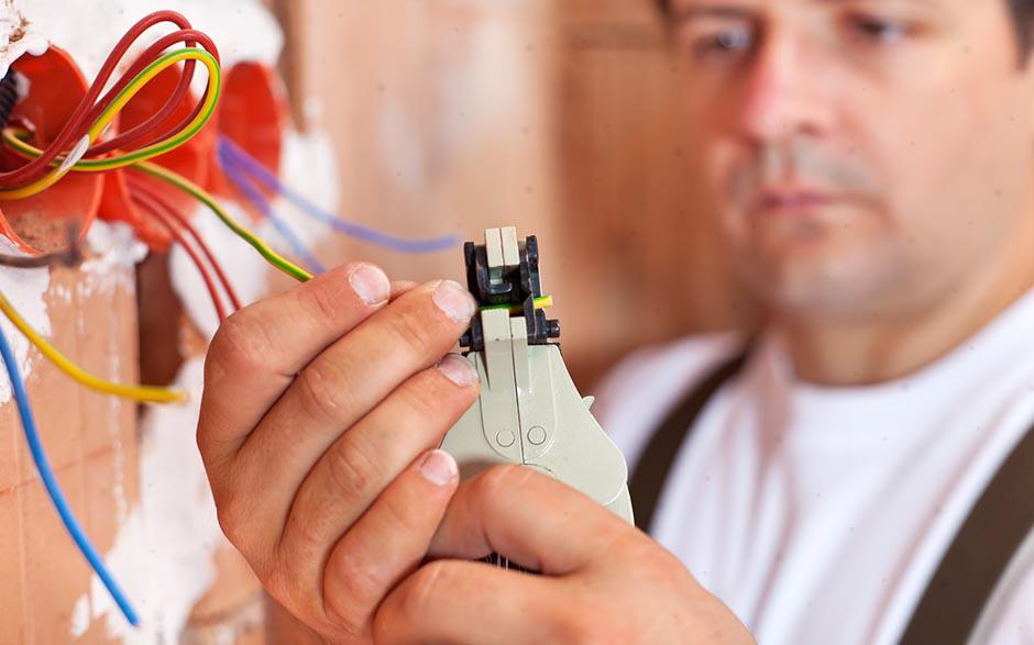 technicien électricien Arrancourt